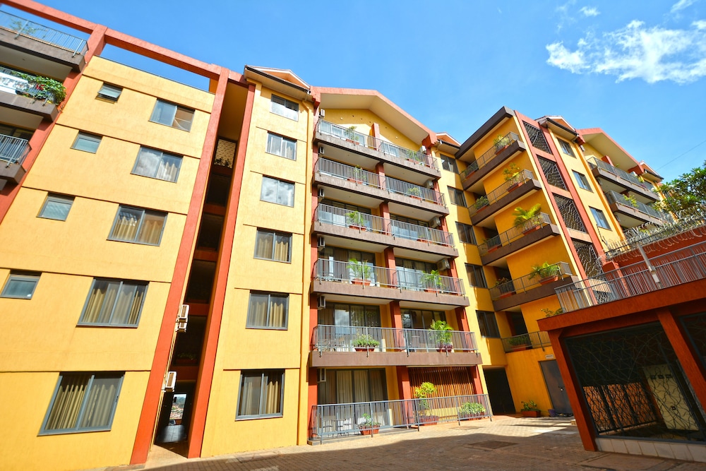 Bukoto Heights Apartments 10/73