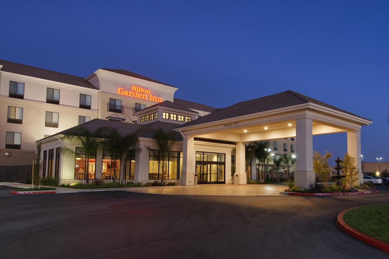 HILTON GARDEN INN SACRAMENTO ELK GROVE 2/51