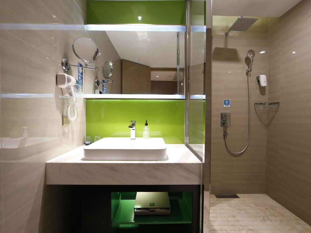 ibis Styles Xiamen Zhongshan Rd Walking Street Hotel 46/49