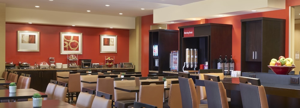 Marriott S Towneplace Suites Thunder Bay 32/41