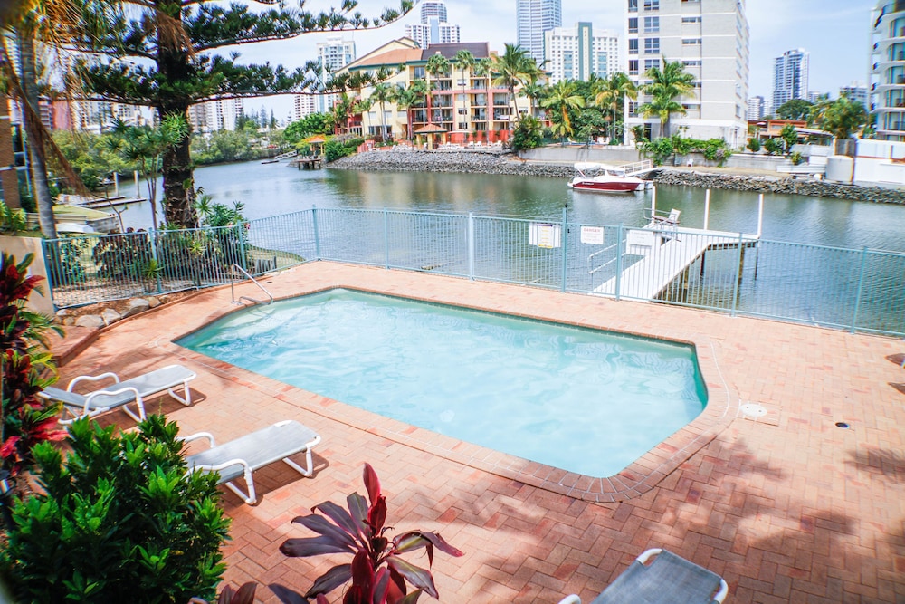 SURFERS RIVERSIDE APARTMENTS 34/43