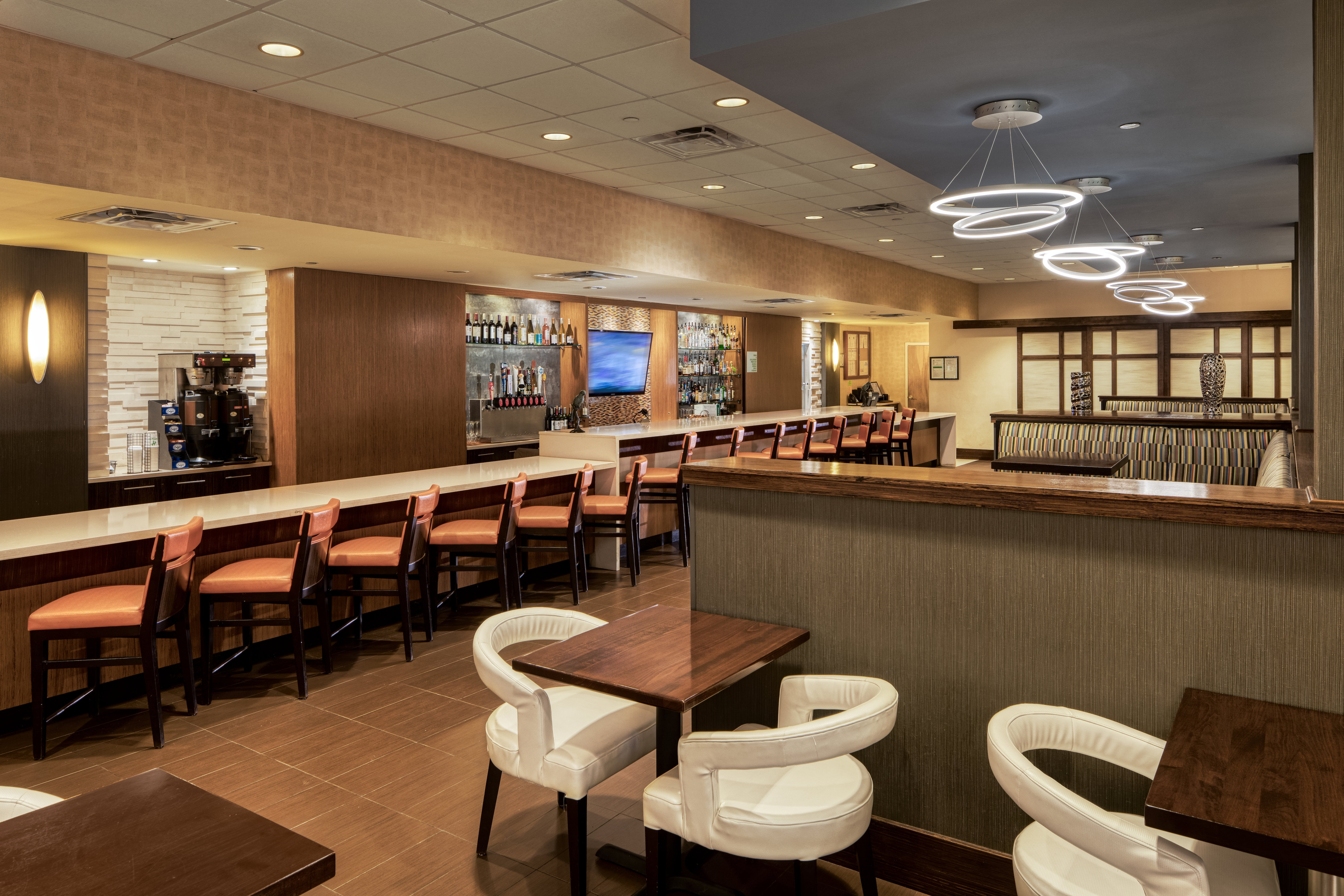 Holiday Inn & Suites Charleston West by IHG 14/32