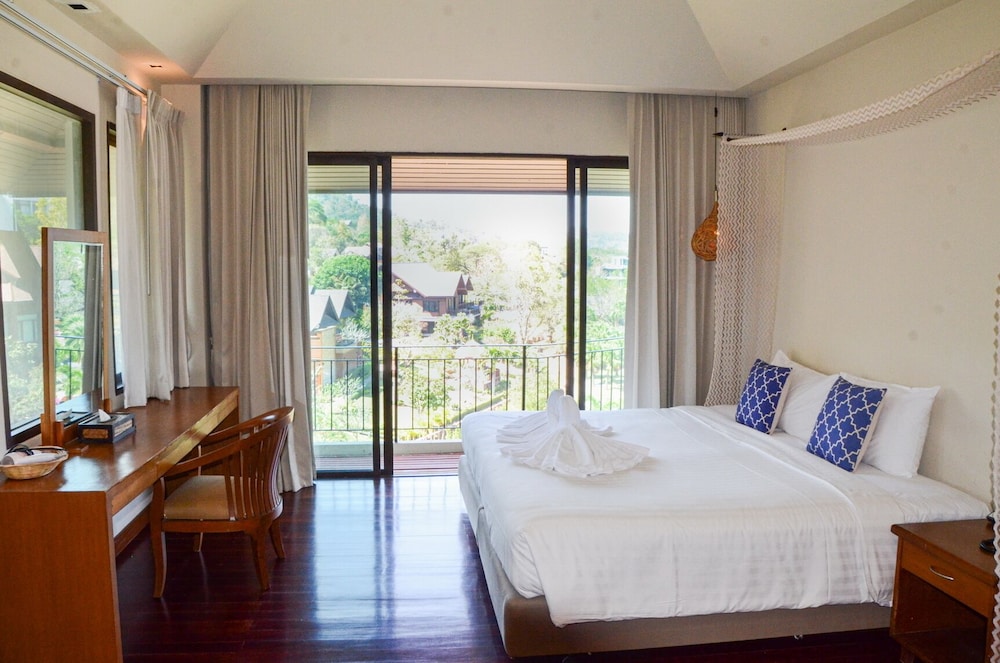 VANA, SUITE, GARDEN VIEW