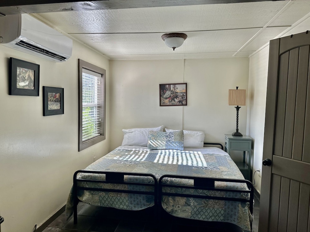 Luxury, Cabin, 2 Queen Beds, Mountain View, Outdoor Bath, Sofa