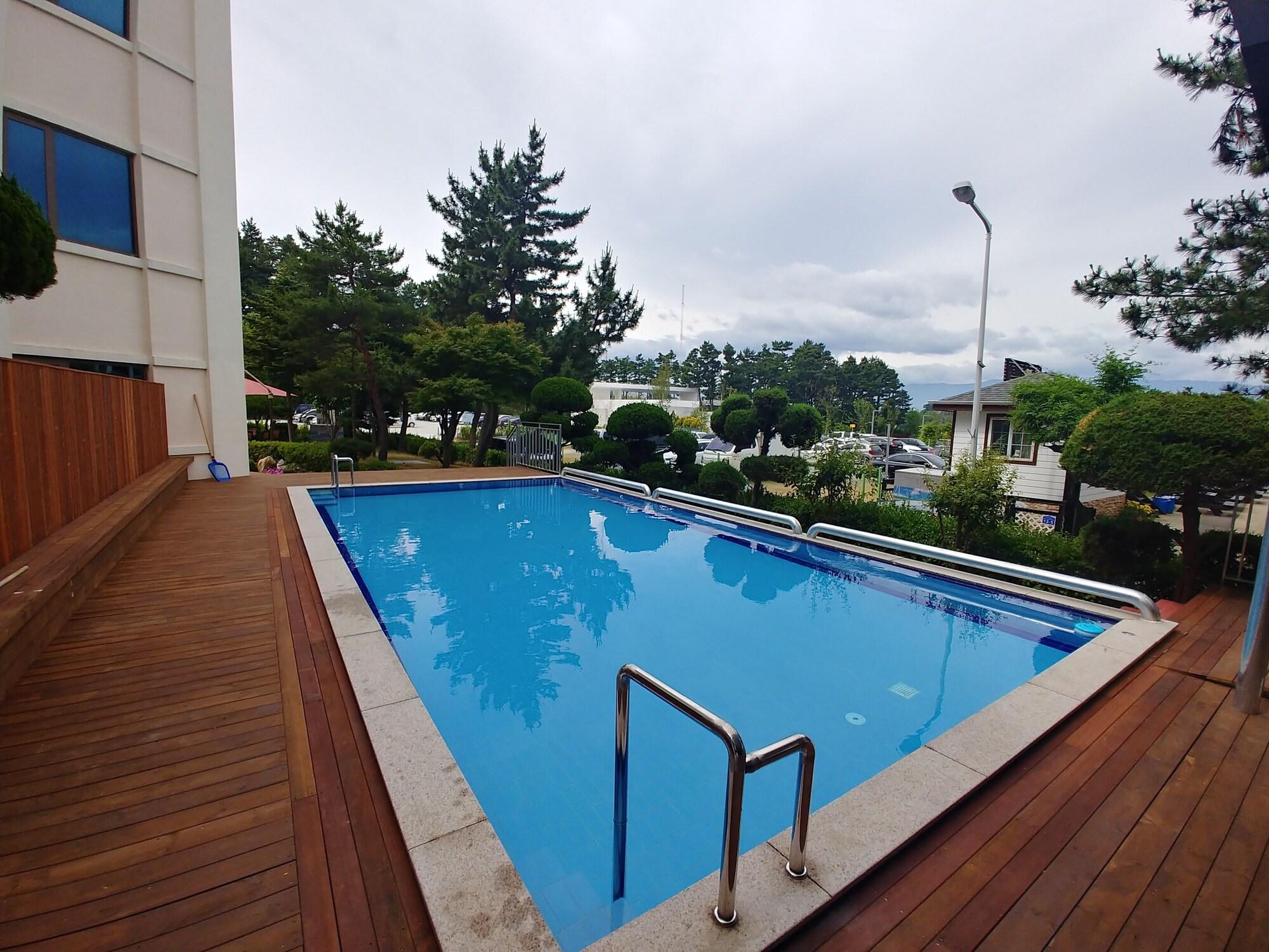 Gyungpo Beach Hotel 38/69