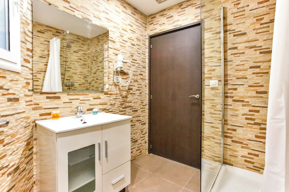Laramond Barcelona Rooms 51/58