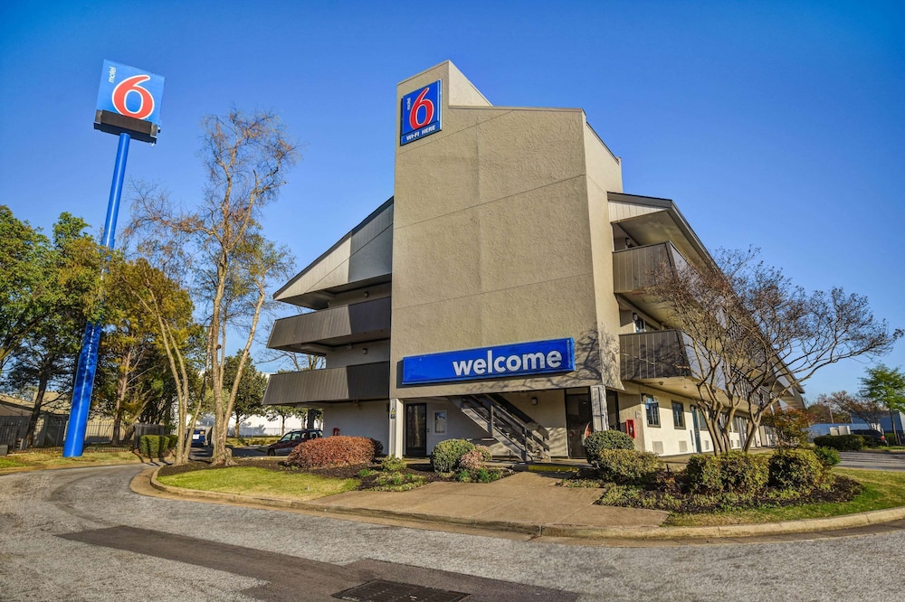 Motel6 Memphis, TN - Downtown 6/58