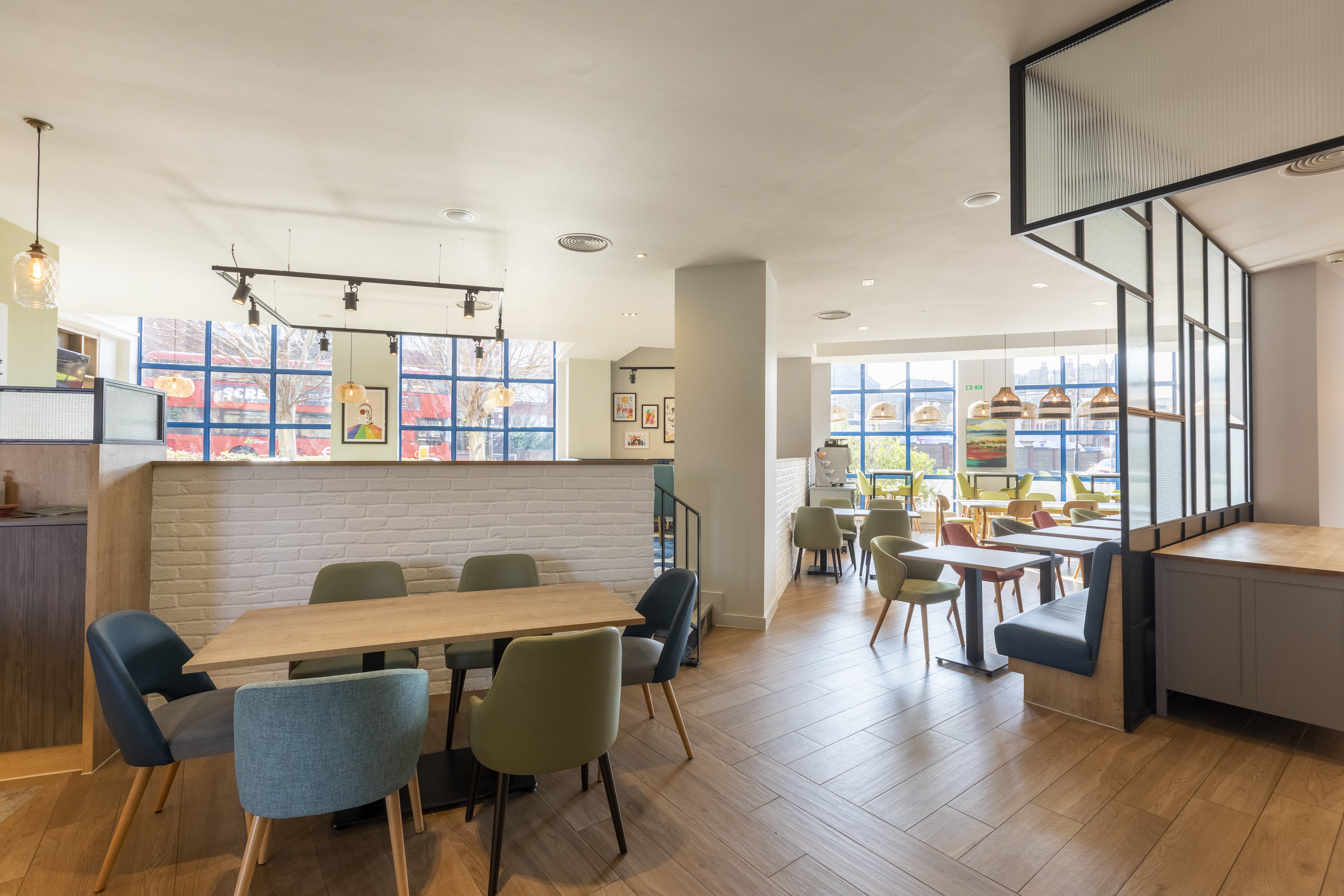 Holiday Inn London Sutton 63/73