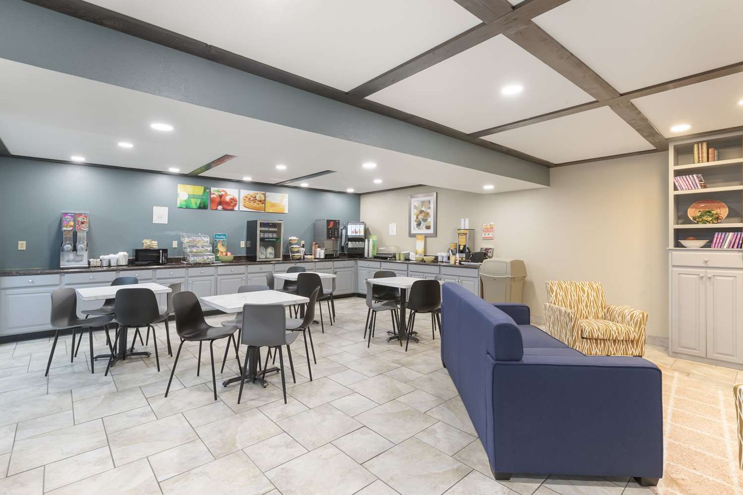 Quality Inn Newton at I-80 18/24