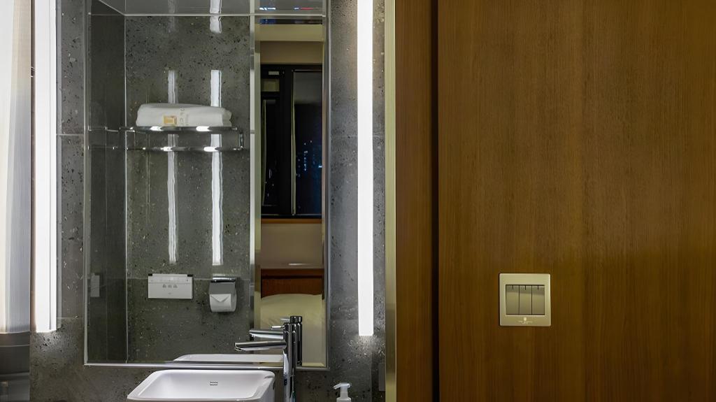 Top Cloud Hotel Gunsan 32/35