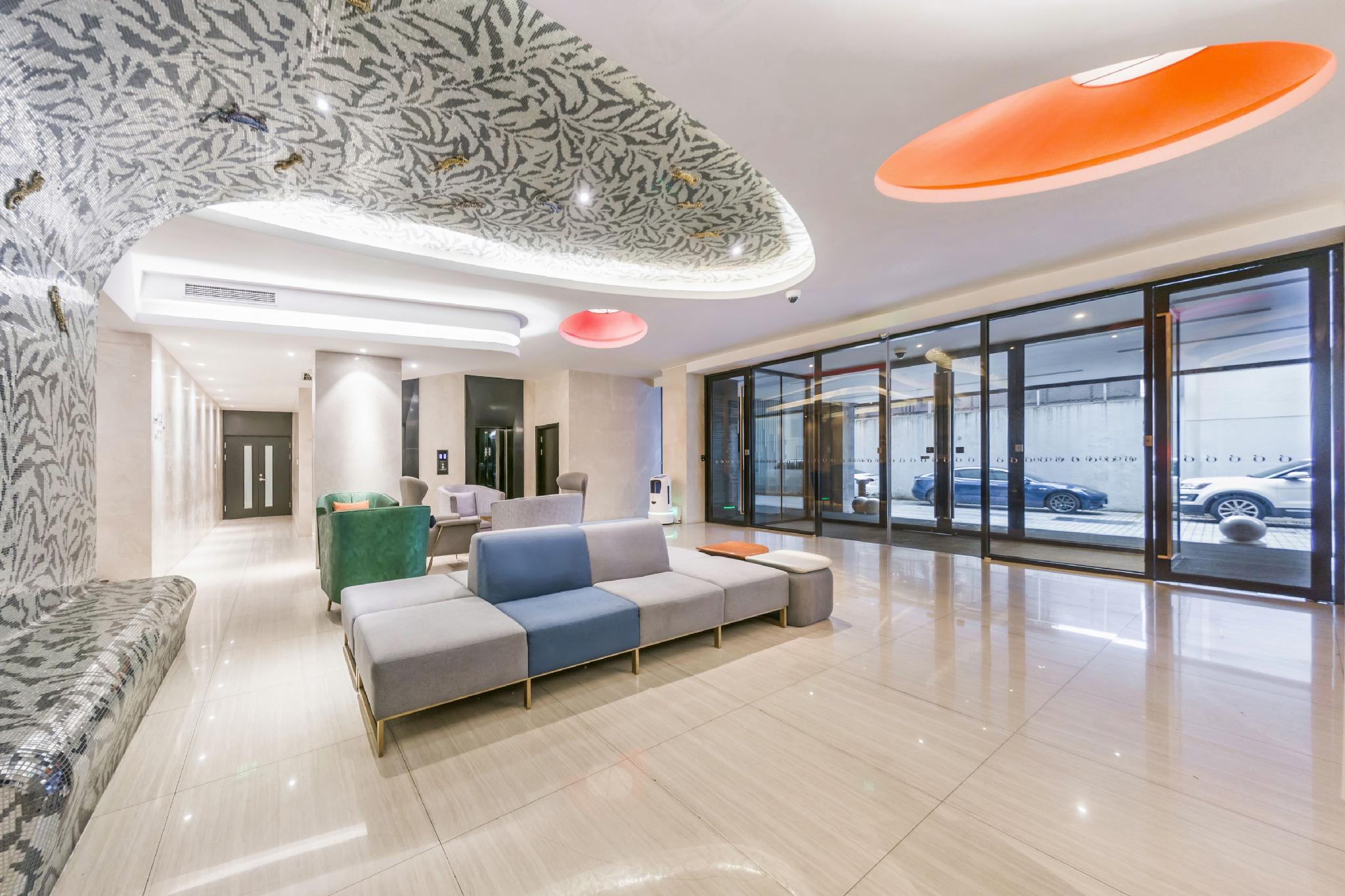 Orange Hotel Jing An 24/37