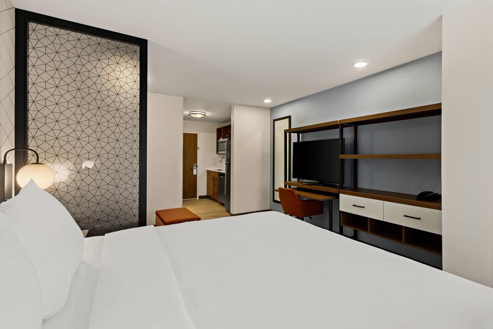 Everhome Suites Somerset - South Brunswick 15/50
