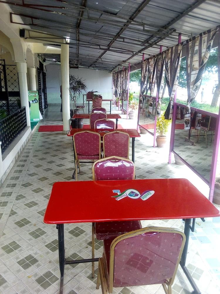 Kinondoni Diamond Hotel 10/20