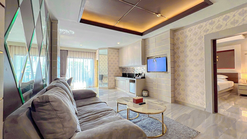 Quality Beach Resorts and Spa Patong 27/42