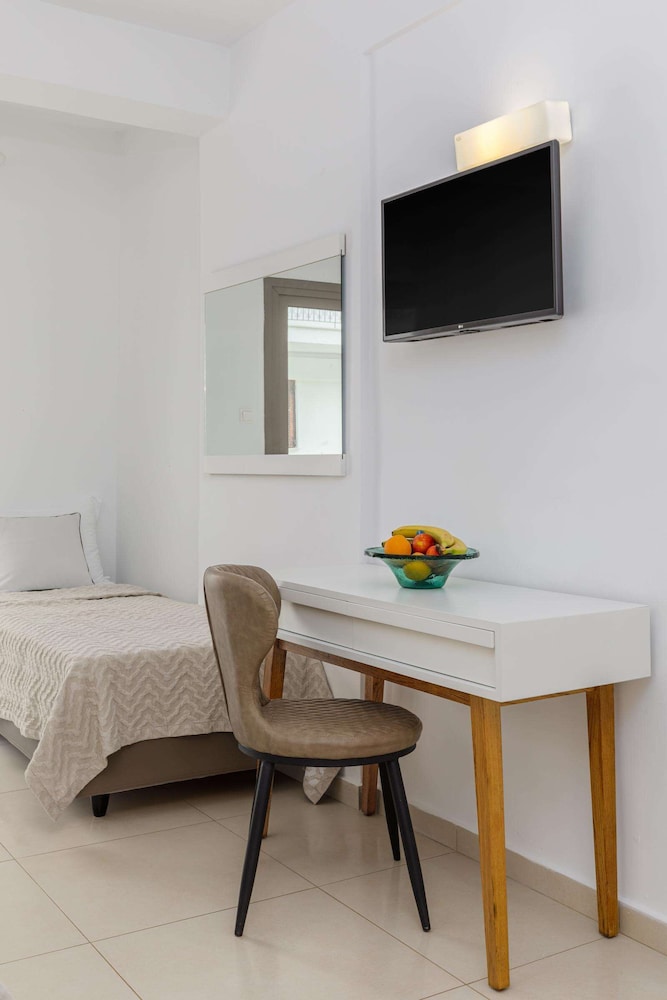 Stavros Beach Hotel 33/50