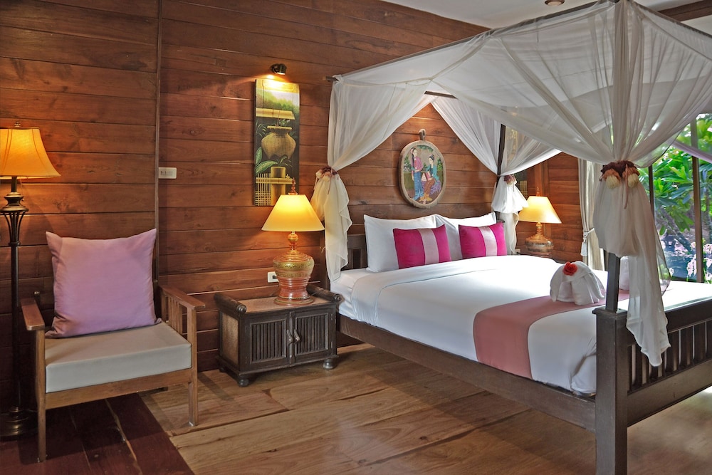 Thai Thai Sukhothai Resort 14/68