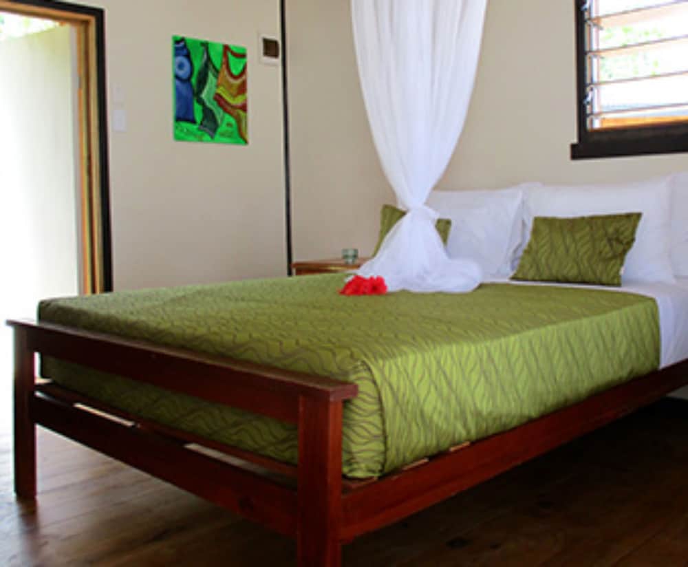 Bure, Queen Bed, Beach Front