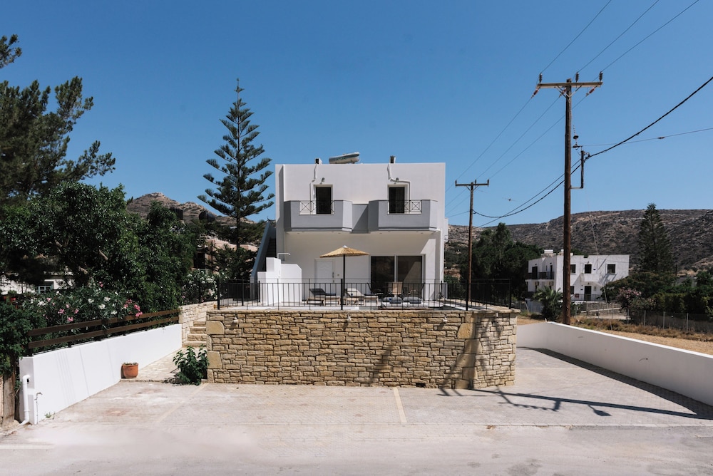 Matala Bay Apartments 2/64