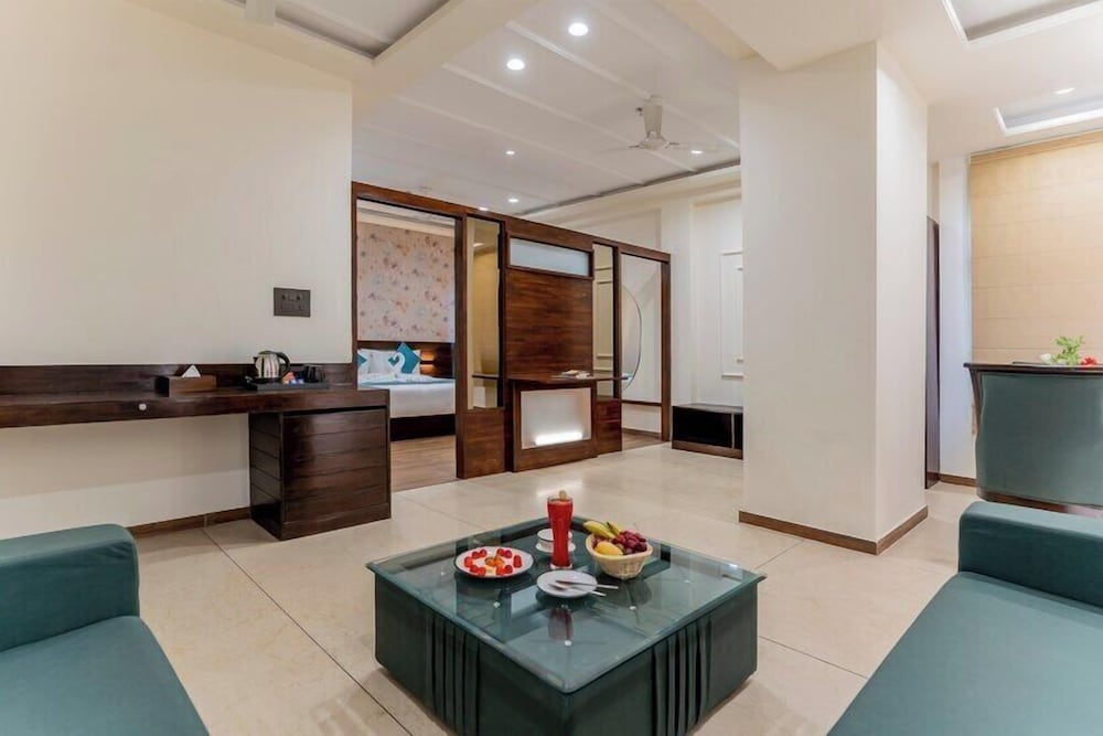 The Belita Hotel & Spa 10/47