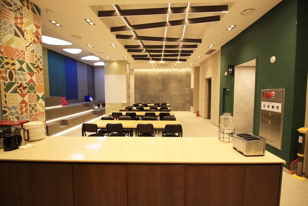 Seoul N Hotel Dongdaemun 52/62