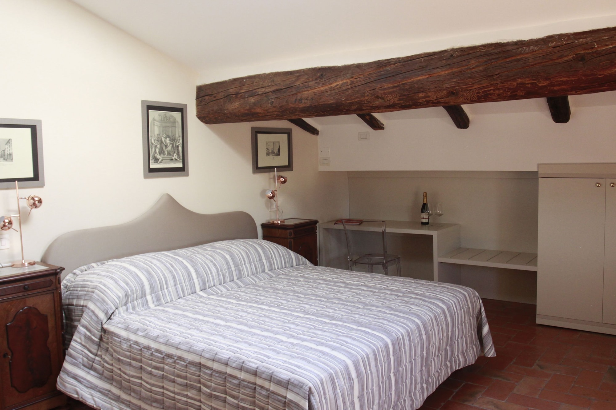 ROOM, DOUBLE BED, CITY VIEW