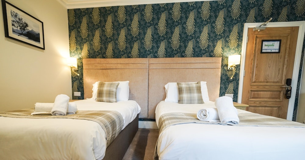 Gwydyr Hotel 12/50