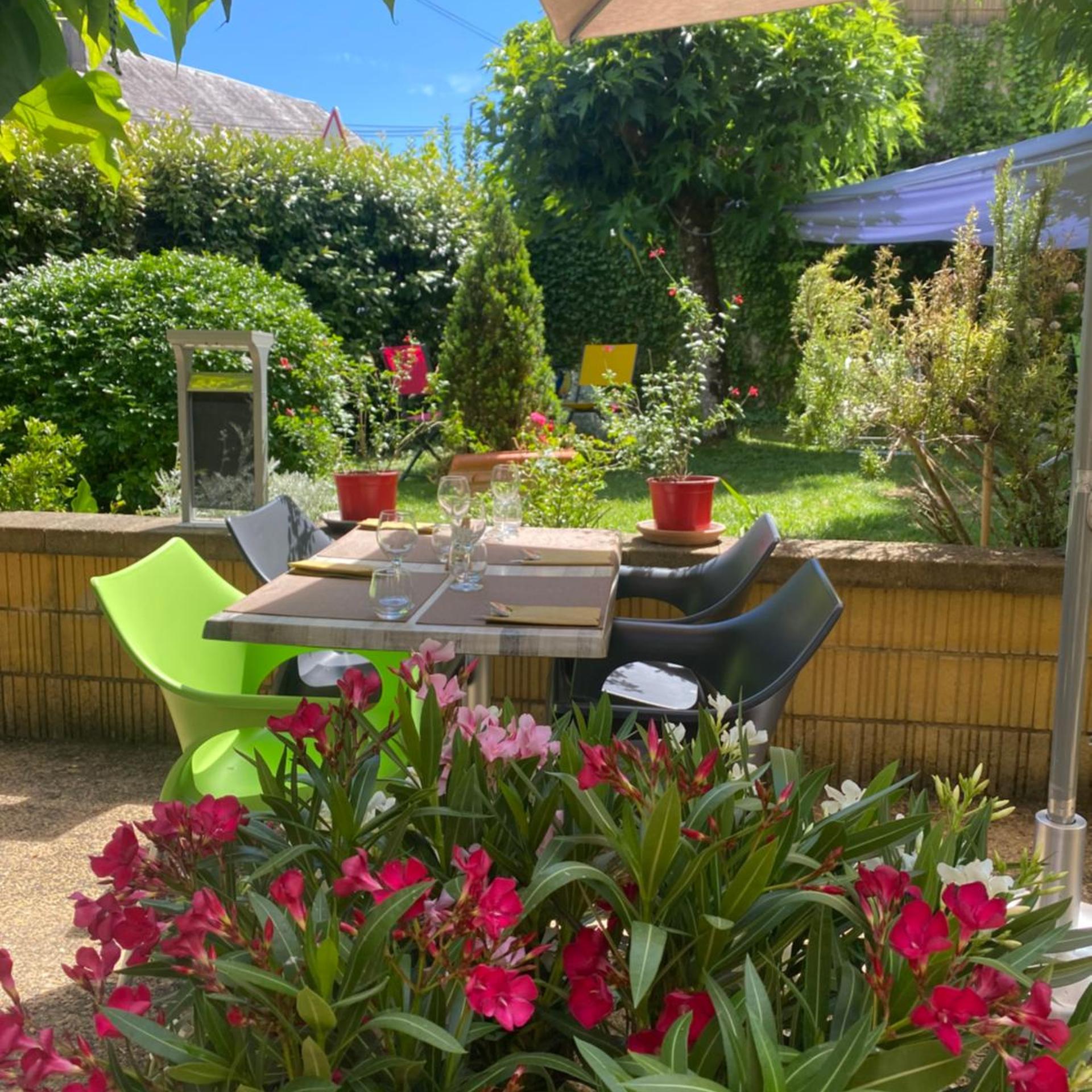 HOTEL LE CYGNE 47/50