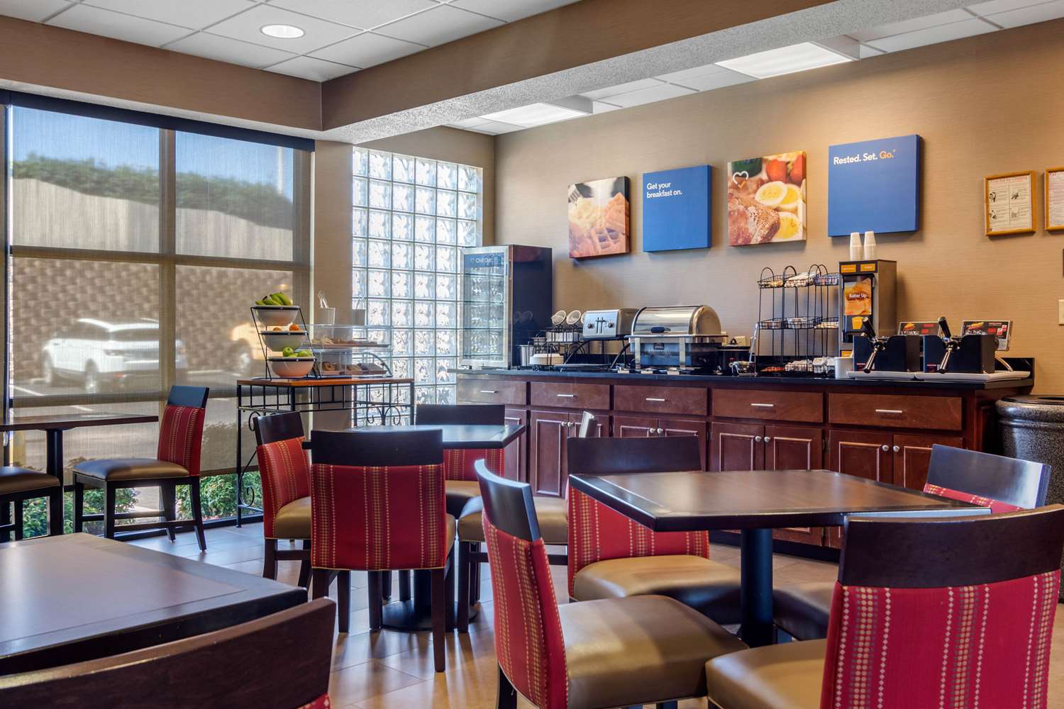 restaurant cafeteria