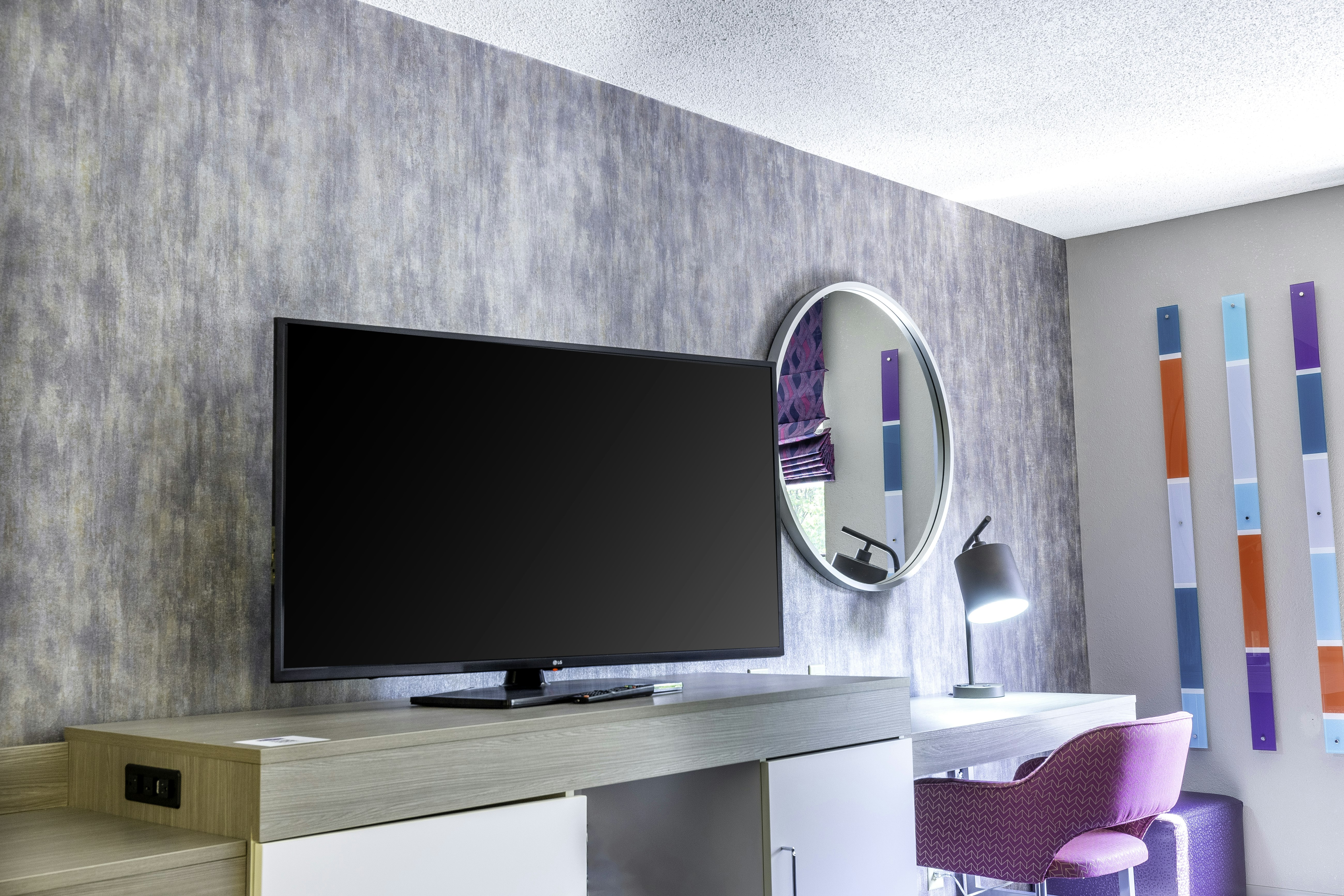 Hampton Inn East Windsor 70/75
