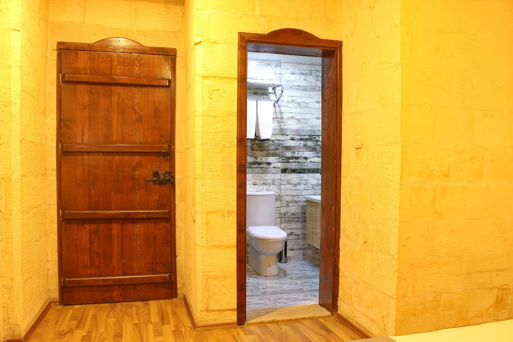 Artuklu Kervansarayi 22/50