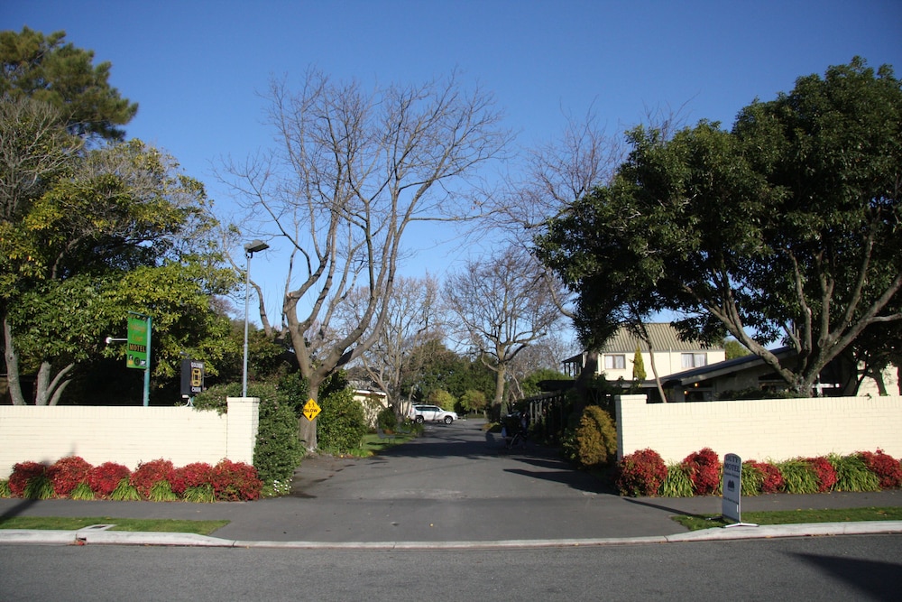 Ashleigh Court Motel 39/50