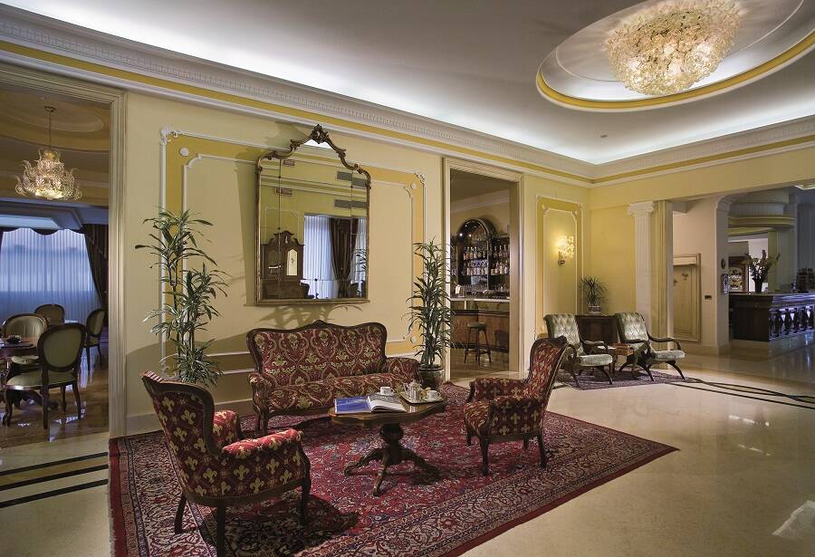 Palace Meggiorato 14/23