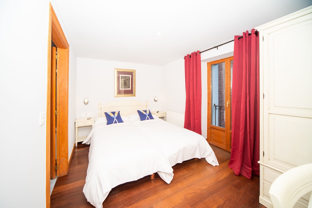 Hotel Branka، بيرميو 12/50