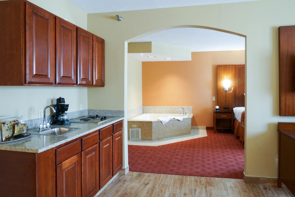 Best Western Plus Georgetown Corporate Center Hotel 19/41
