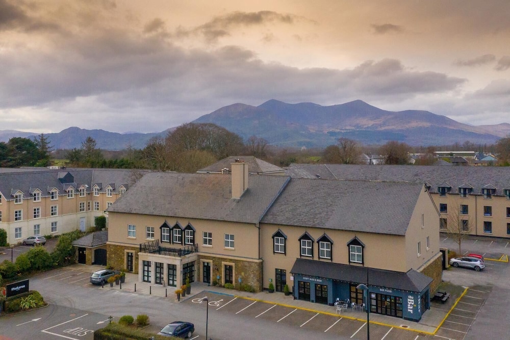 Holiday Inn Killarney 3/45