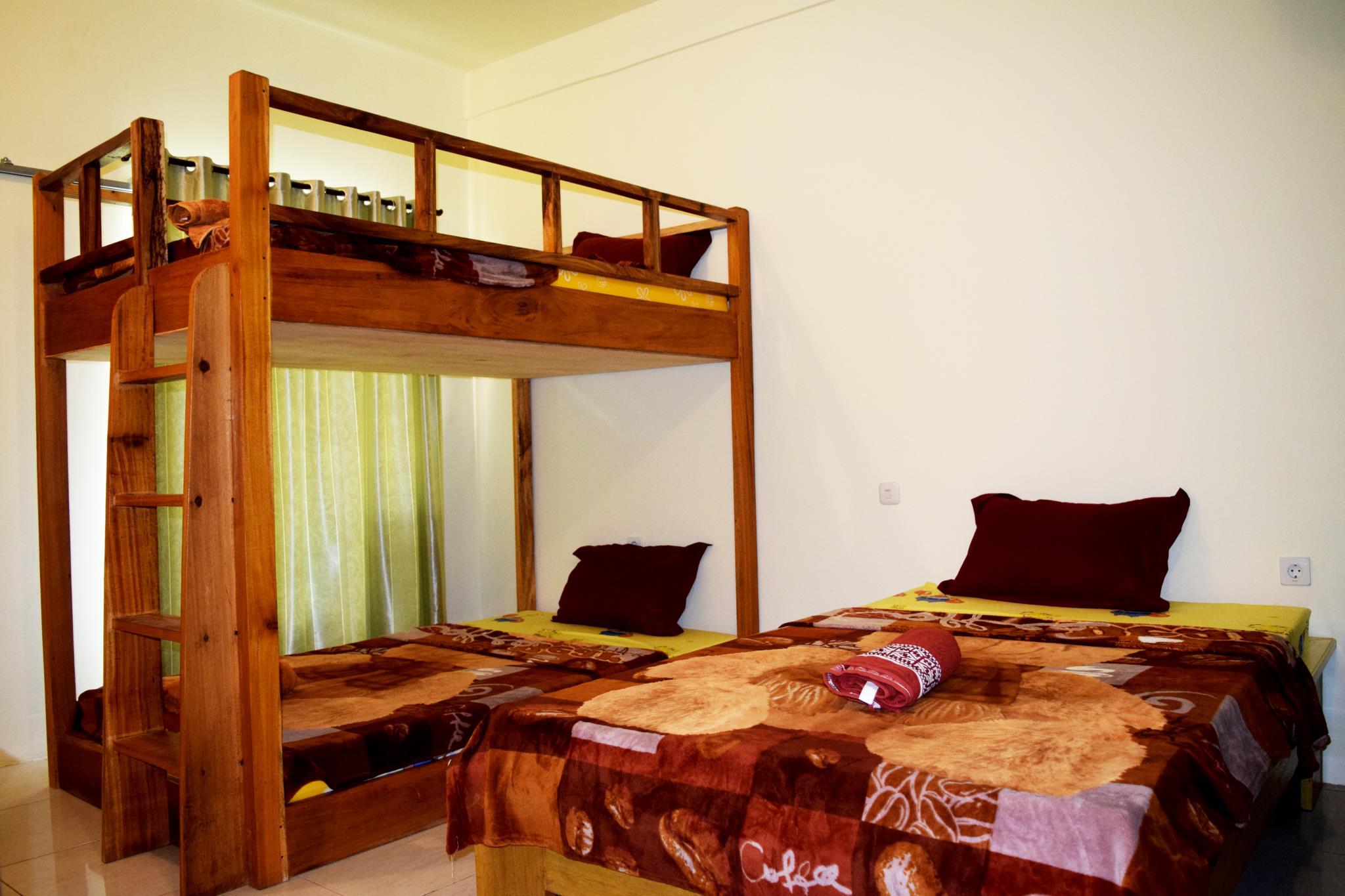 Female Dorm, Female Only, 3 Beds