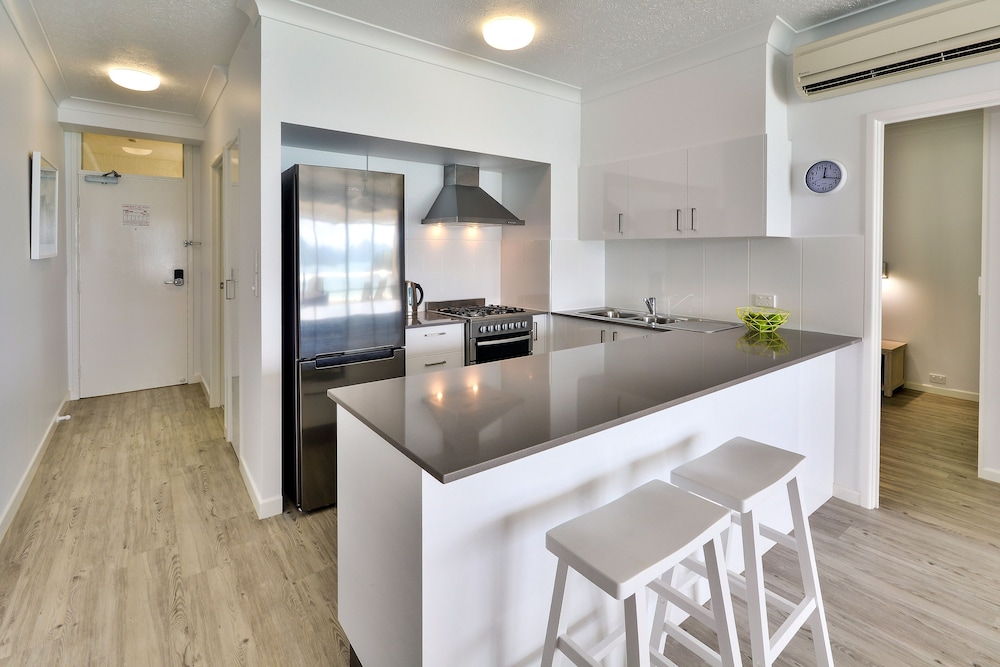 Whitsunday Holiday Apartments 9/59