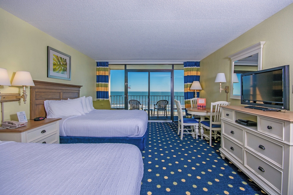 SCHOONER, DELUXE, OCEAN FRONT