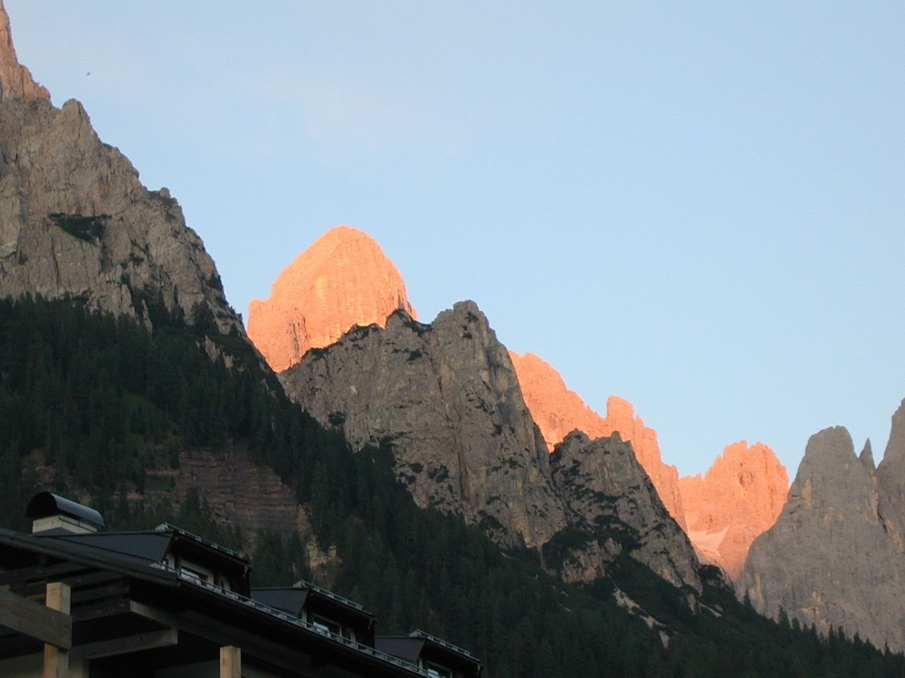 Grand Hotel Des Alpes 75/79