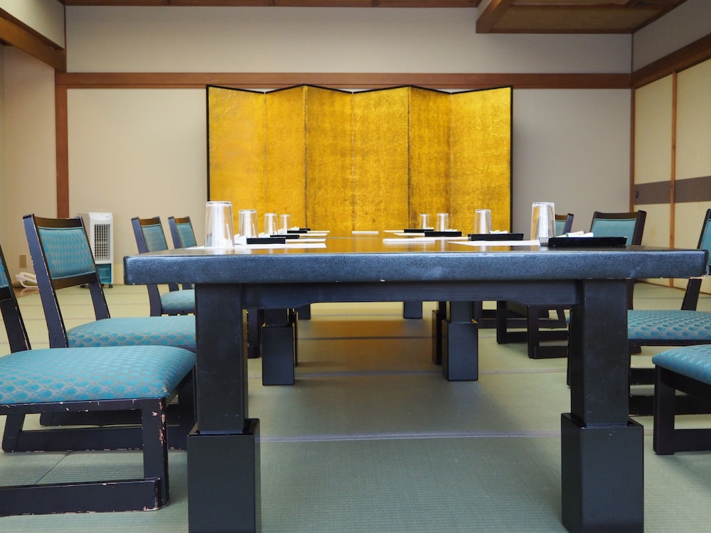 KUSATSU ONSEN OSAKAYA 49/65