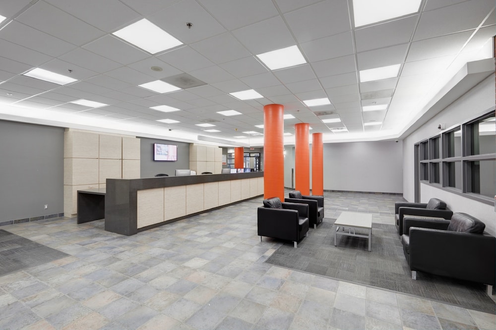 Residence & Conference Centre - Toronto 9/37