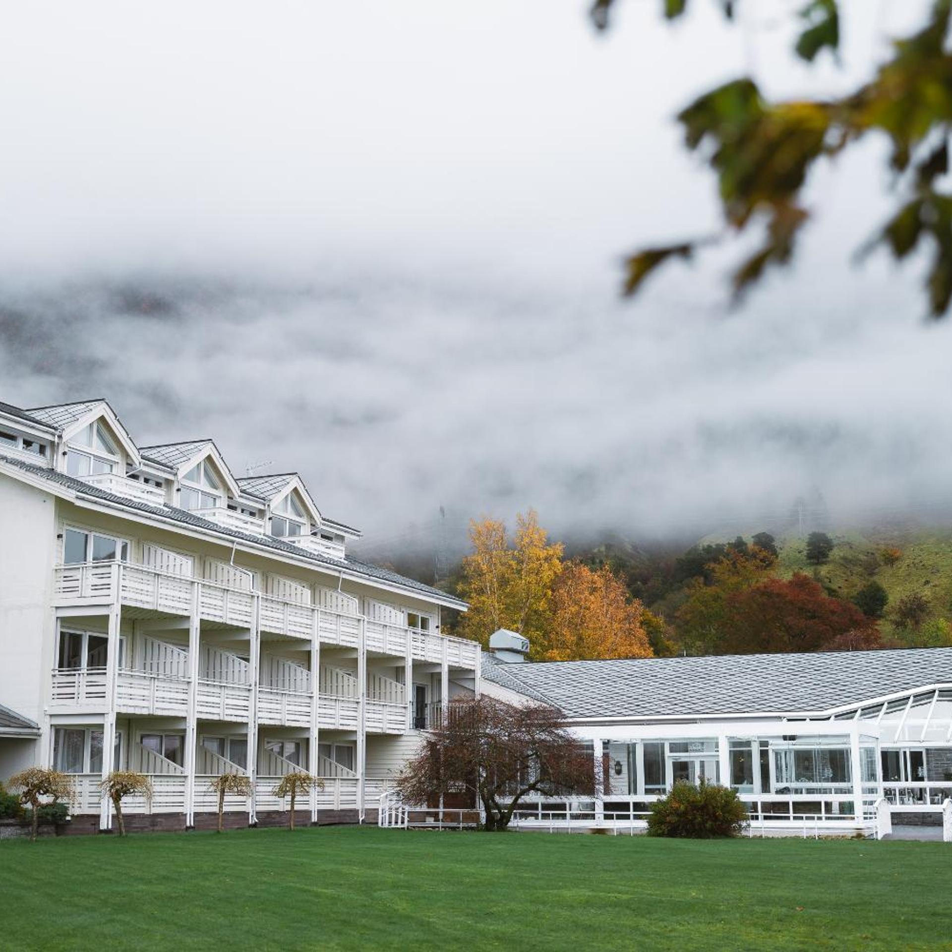 Rosendal Fjordhotel 4/50