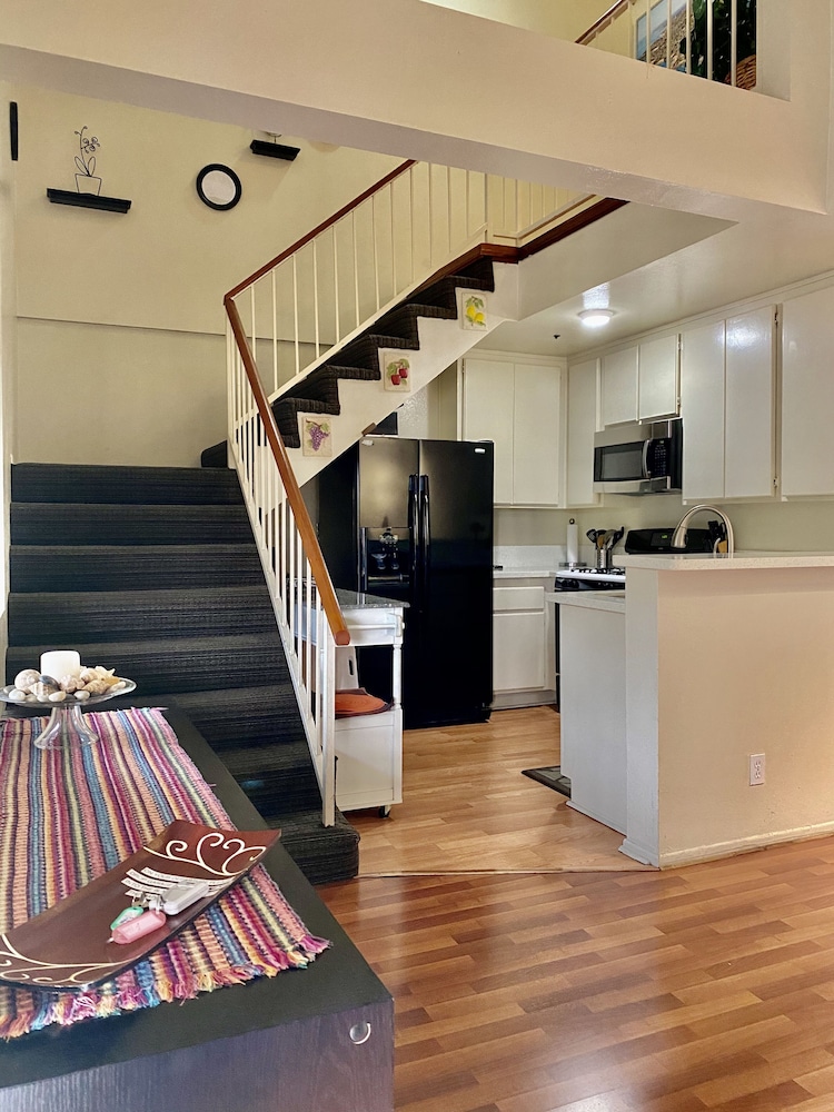 Glendale Apartment Rental by Owner 51/58