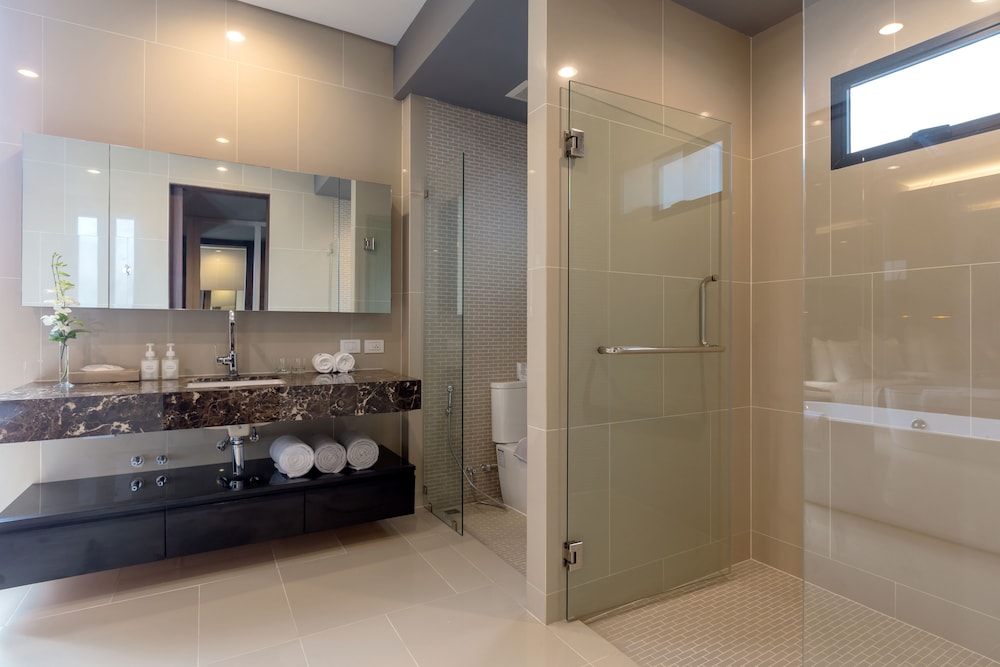 X10 Seaview Suites At Panwa Beach 23/63