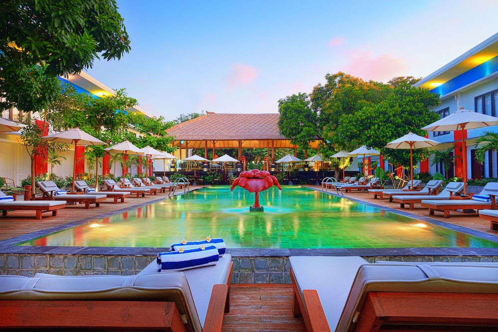Ozz Hotel Kuta Bali 23/42