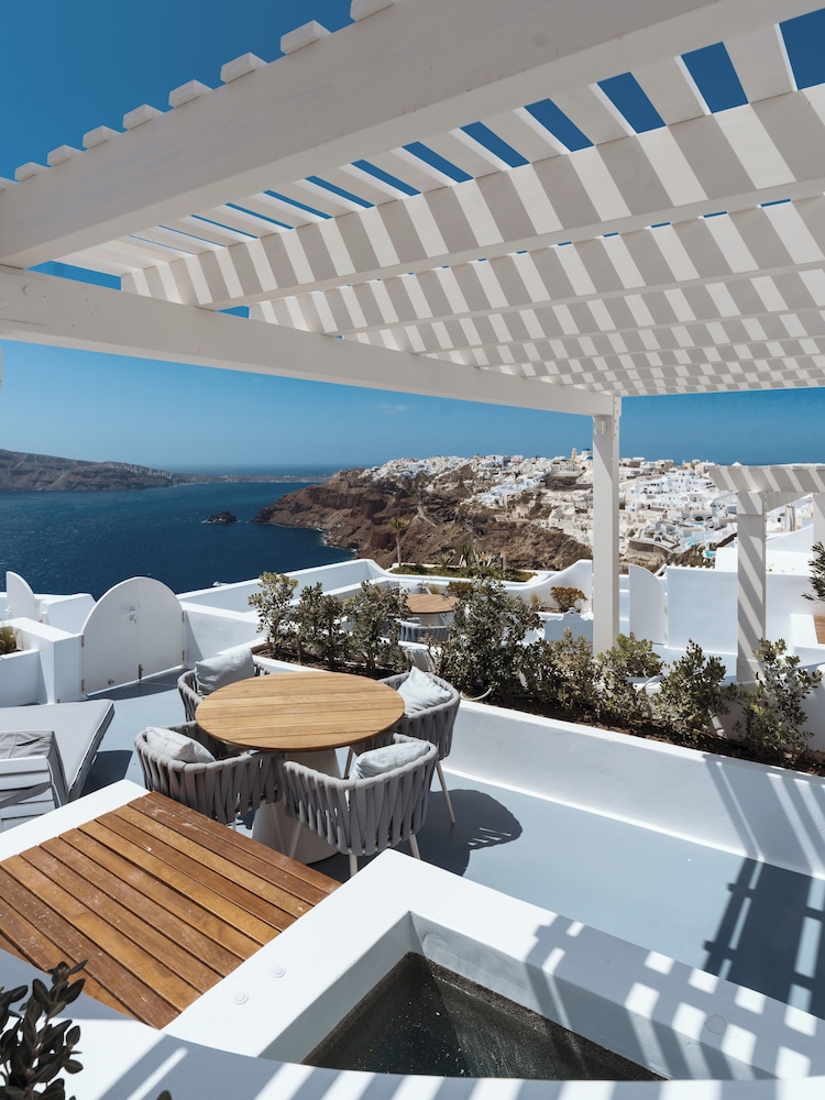 IKIES Santorini 26/50