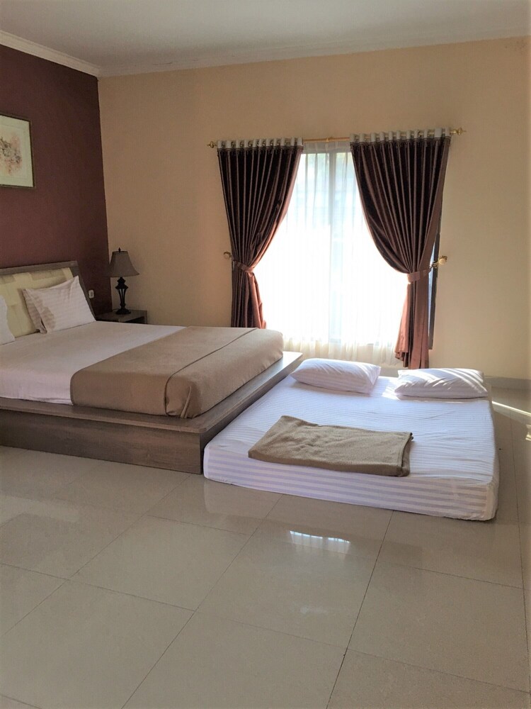 Hotel 68 Lembang 11/27