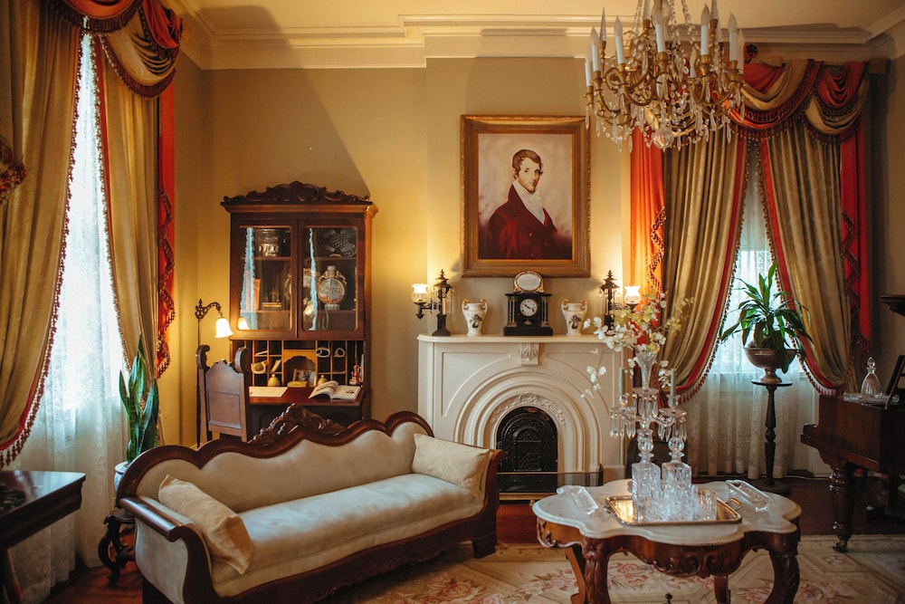 Anchuca Historic Mansion & Inn 29/49