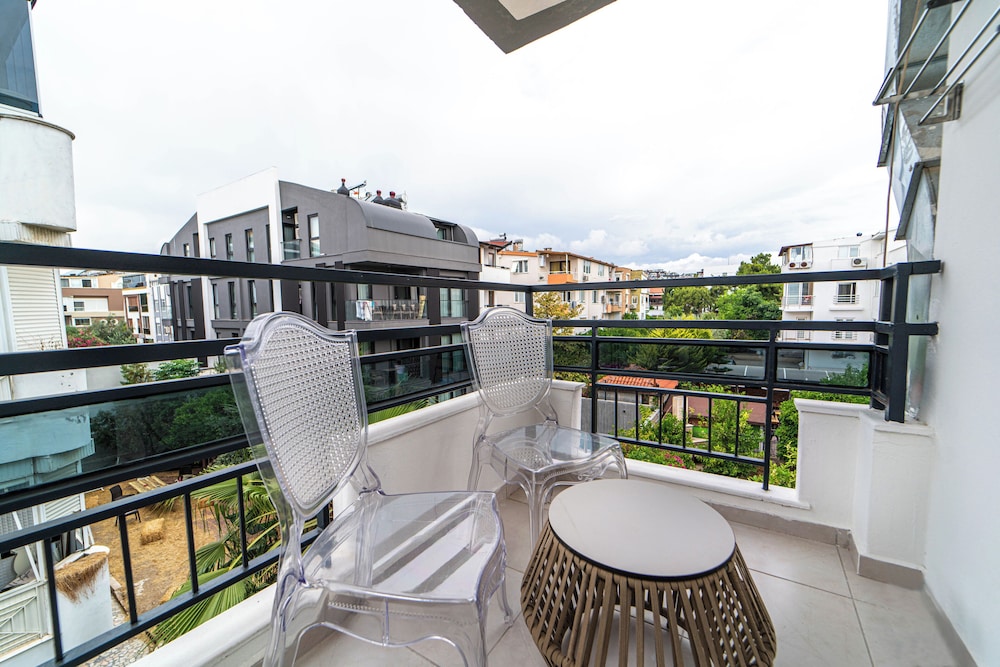 Deniz Hotel Konyaalti 5/94