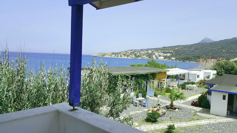 Lipsos Hotel 37/41